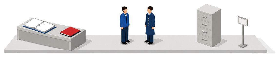 左の机のバインダーと書類の横で向かい合う二人と右の書棚と札の付いた柱を描いたイラスト